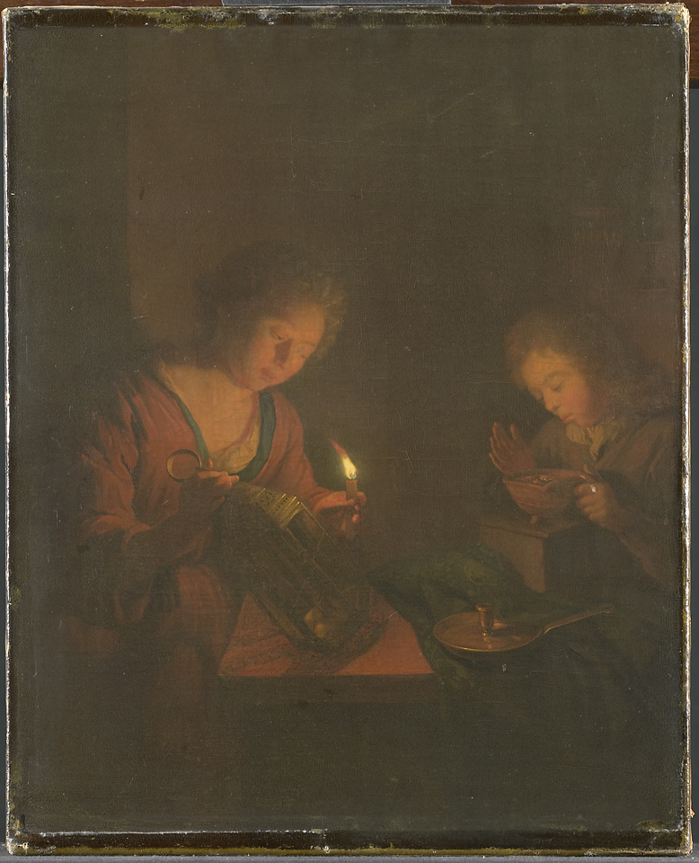 Een meisje plaatst een kaars in een lantaarn en een jongen blaast in de kolen in een vuurtest voor een stoof (1690-1706), Amsterdam, Rijksmuseum